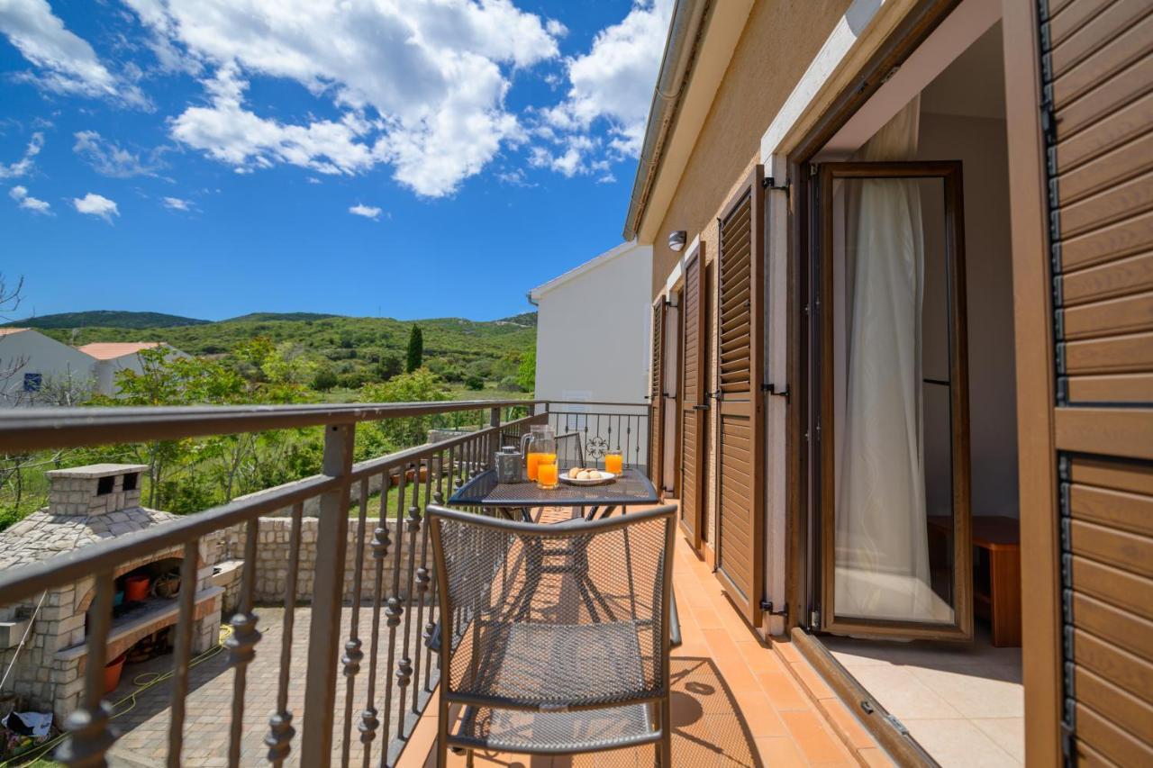 Apartments Marina Veskovic Nerezine Dış mekan fotoğraf