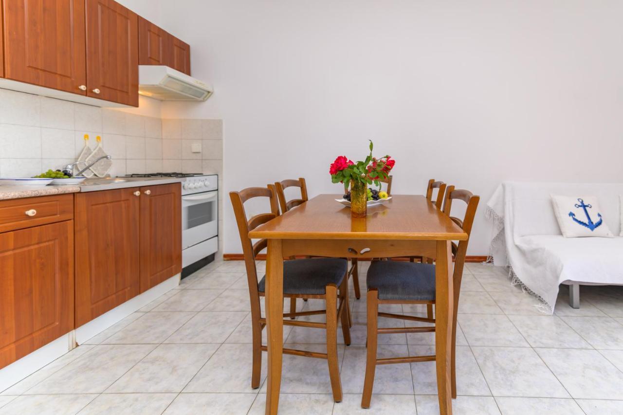 Apartments Marina Veskovic Nerezine Dış mekan fotoğraf