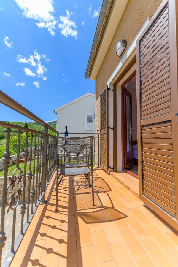 Apartments Marina Veskovic Nerezine Dış mekan fotoğraf