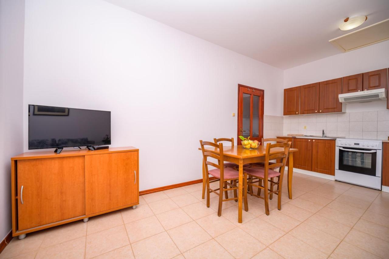 Apartments Marina Veskovic Nerezine Dış mekan fotoğraf