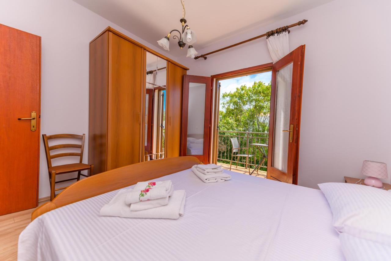 Apartments Marina Veskovic Nerezine Dış mekan fotoğraf